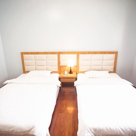 Pacific Islander Inn Гарапан Екстериор снимка