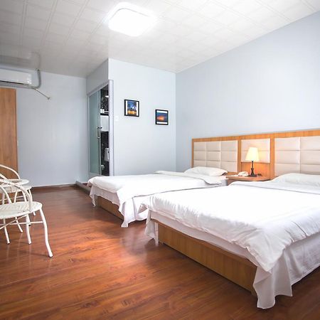 Pacific Islander Inn Гарапан Екстериор снимка
