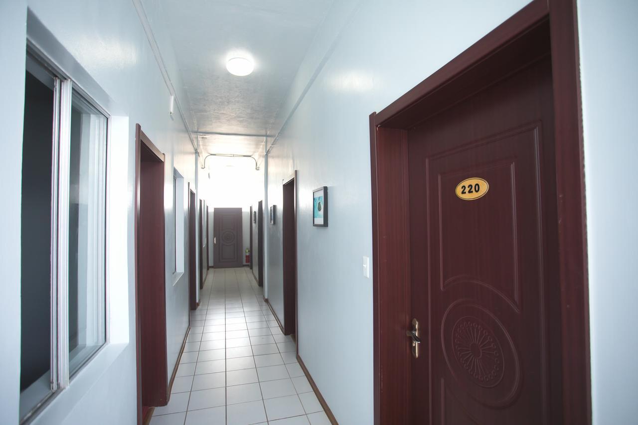 Pacific Islander Inn Гарапан Екстериор снимка